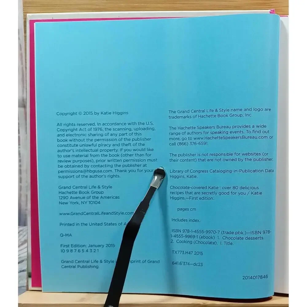 Chocolate-Covered Katie‎ Cookbook by Katie Higgins